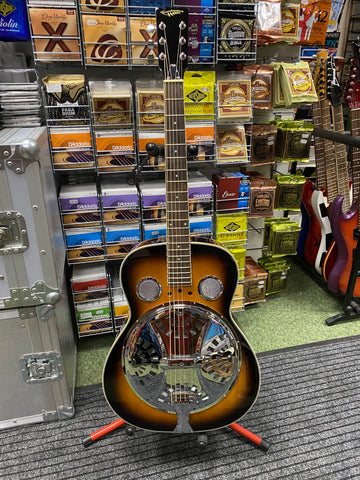 Countryman Resonator guitar in tobacco sunburst S/H