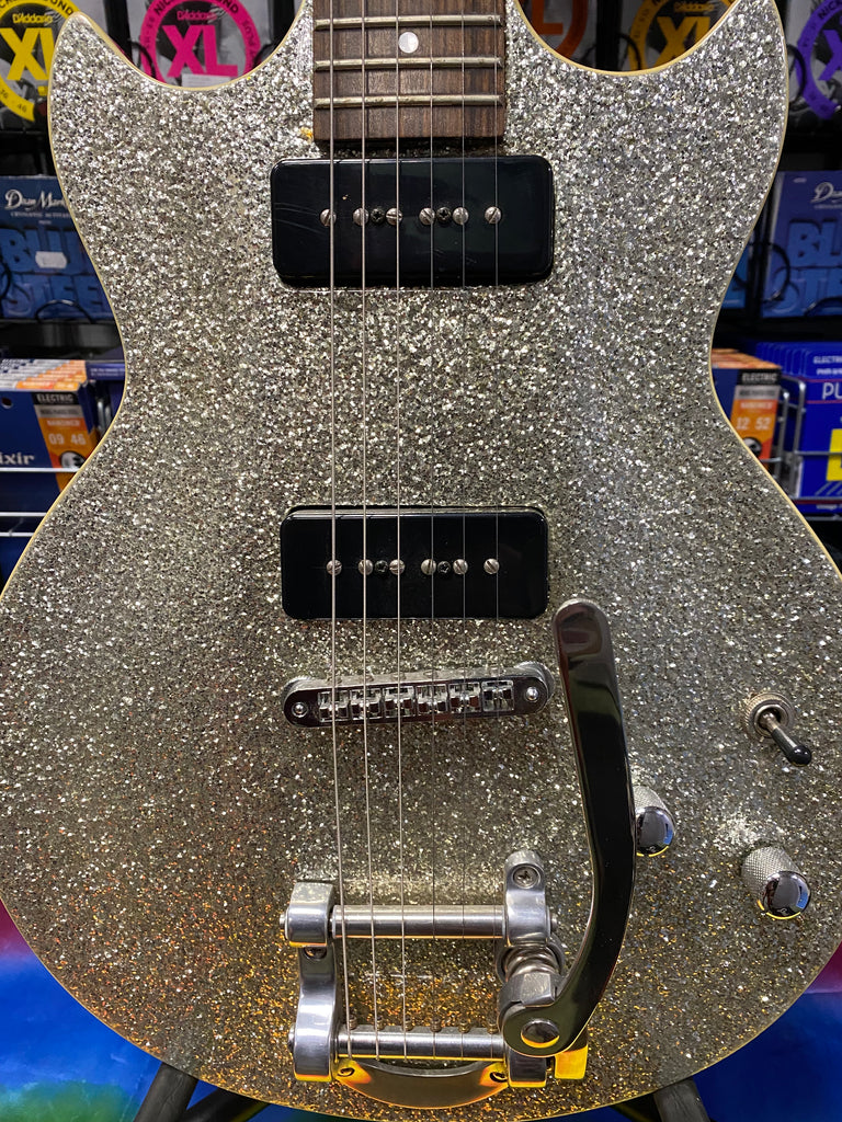 Aria Pro II PE electric guitar with bigsby in silver flake - S/H