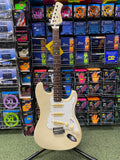 Memphis strat style guitar in olympic white S/H