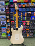 Memphis strat style guitar in olympic white S/H