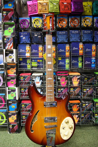Italia Rimini 6 string in honey sunburst finish - Made in Korea