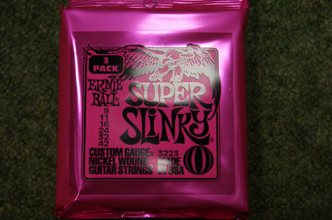 Ernie Ball Slinky Electric Guitar Strings 3 Pack 3223 Super Slinky 9-42