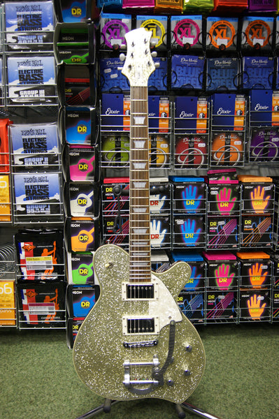 Aria Pro II M650T electric guitar with bigsby in silver
