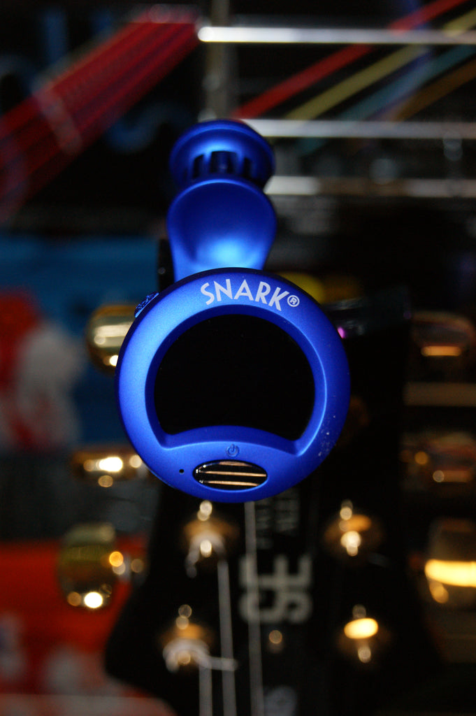Snark SN-1X clip-on chromatic guitar and bass tuner