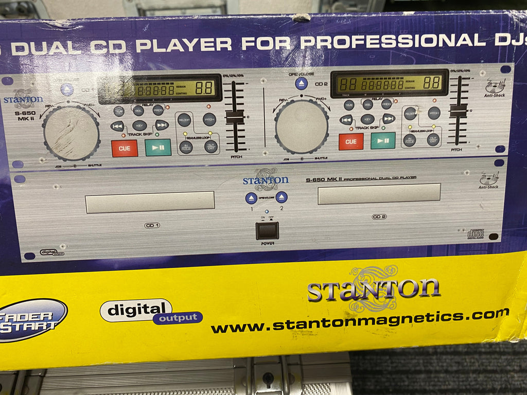 Stanton S650 MKII anti-shock twin CD player